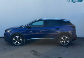 Подержанный автомобиль Peugeot 3008 2017 года (5 фото)