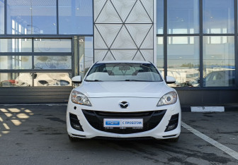Подержанный автомобиль Mazda 3 Sedan 2011 года (2 фото)