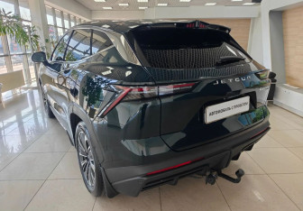 Подержанный автомобиль Jetour Dashing 2023 года (7 фото)