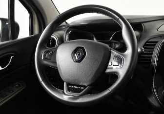 Подержанный автомобиль Renault Kaptur 2018 года (12 фото)