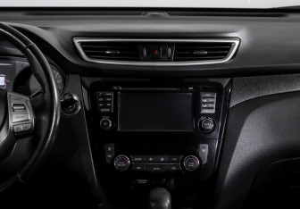 Подержанный автомобиль Nissan X-Trail 2018 года (13 фото)