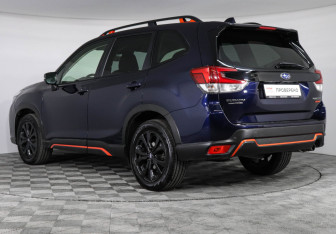 Подержанный автомобиль Subaru Forester Suv 2020 года (7 фото)