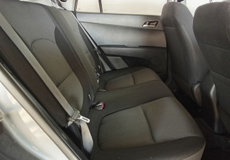 Подержанный автомобиль Hyundai Creta 2017 года (10 фото)