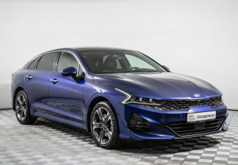 Подержанный автомобиль Kia K5 2020 года (3 фото)