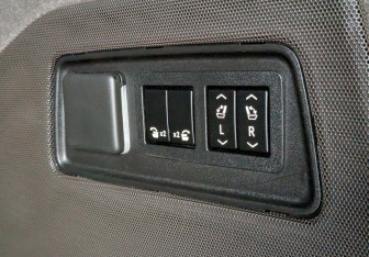 Подержанный автомобиль Cadillac Escalade Suv 2022 года (11 фото)