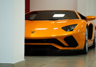 Подержанный автомобиль Lamborghini Aventador Coupe 2017 года (43 фото)