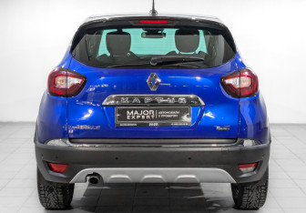 Подержанный автомобиль Renault Kaptur 2020 года (6 фото)