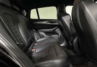 Подержанный автомобиль BMW X4 2019 года (14 фото)