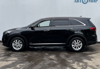 Подержанный автомобиль Kia Sorento 2019 года (8 фото)