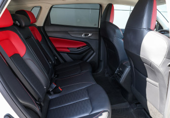 Подержанный автомобиль Changan CS55PLUS 2024 года (13 фото)