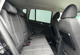 Подержанный автомобиль Volkswagen Tiguan 2011 года (11 фото)
