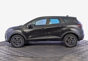 Подержанный автомобиль Renault Kaptur 2021 года (8 фото)