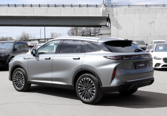 Подержанный автомобиль Exeed RX 2024 года (7 фото)