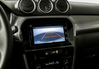 Подержанный автомобиль Suzuki Vitara 2016 года (17 фото)