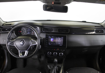Подержанный автомобиль Renault Arkana 2020 года (12 фото)