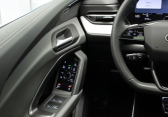 Подержанный автомобиль Audi Q5 2025 года (14 фото)