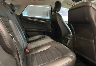 Подержанный автомобиль Ford Fusion (North America) 2015 года (14 фото)