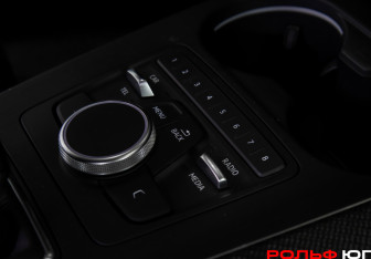 Подержанный автомобиль Audi A5 Coupe 2019 года (19 фото)