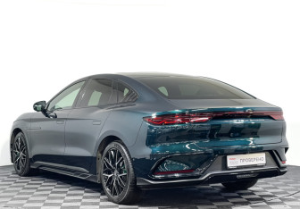Подержанный автомобиль BYD Han 2022 года (7 фото)