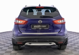 Подержанный автомобиль Nissan Qashqai 2019 года (6 фото)