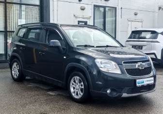 Подержанный автомобиль Chevrolet Orlando 2013 года (3 фото)