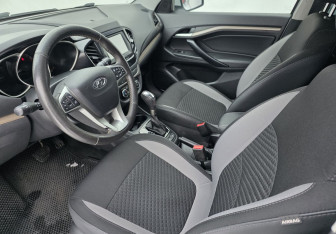 Подержанный автомобиль LADA (ВАЗ) Vesta Wagon 2020 года (9 фото)