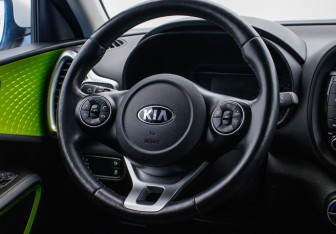 Подержанный автомобиль Kia Soul 2020 года (15 фото)