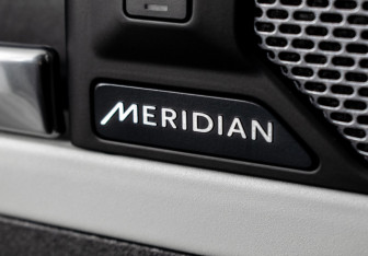 Подержанный автомобиль Land Rover Defender Suv 2021 года (17 фото)