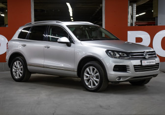 Подержанный автомобиль Volkswagen Touareg 2011 года (3 фото)
