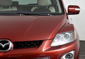Подержанный автомобиль Mazda CX-7 2010 года (5 фото)