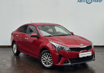 Подержанный автомобиль Kia Rio Sedan 2021 года (3 фото)