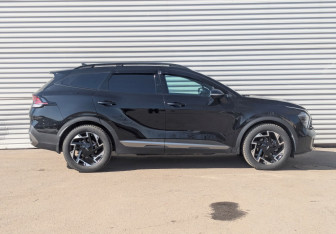 Подержанный автомобиль Kia Sportage 2023 года (4 фото)