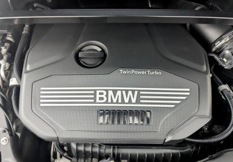 Подержанный автомобиль BMW X1 2020 года (9 фото)