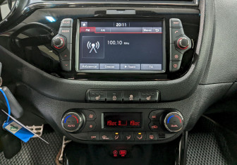 Подержанный автомобиль Kia Ceed Hatchback 2017 года (23 фото)