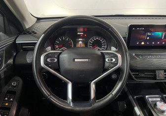 Подержанный автомобиль Haval Jolion 2023 года (21 фото)