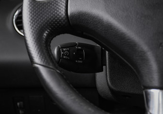 Подержанный автомобиль Peugeot 308 Hatchback 2011 года (12 фото)