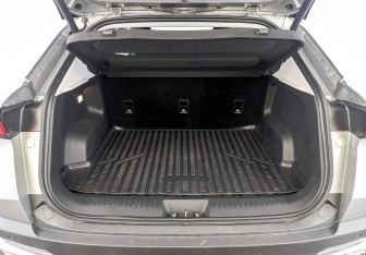 Подержанный автомобиль Omoda C5 2023 года (10 фото)