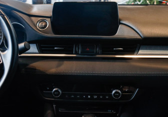 Подержанный автомобиль Mazda 6 Sedan 2021 года (10 фото)