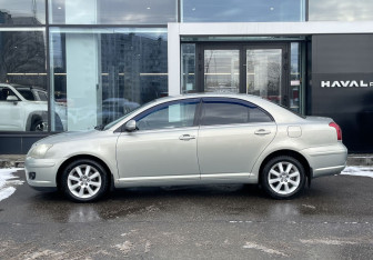Подержанный автомобиль Toyota Avensis Sedan 2007 года (8 фото)