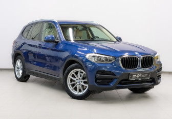 Подержанный автомобиль BMW X3 2019 года (3 фото)