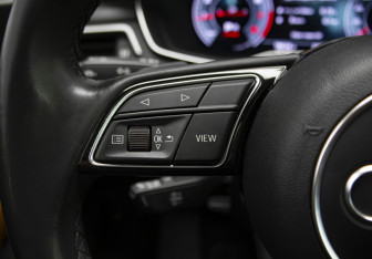 Подержанный автомобиль Audi A5 Coupe 2021 года (11 фото)