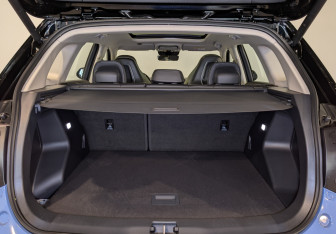 Новый Hongqi HS3 2025 (8 фото)