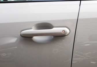 Новый Toyota RAV4 2025 (11 фото)