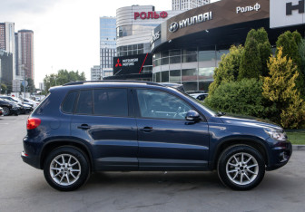 Подержанный автомобиль Volkswagen Tiguan 2012 года (3 фото)