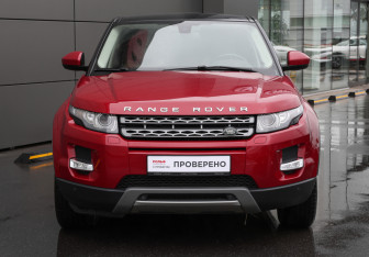 Подержанный автомобиль Land Rover Range Rover Evoque 2015 года (3 фото)