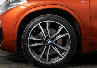 Подержанный автомобиль BMW X2 2018 года (29 фото)