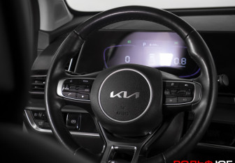 Подержанный автомобиль Kia Sportage 2023 года (14 фото)