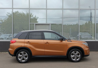 Подержанный автомобиль Suzuki Vitara 2017 года (4 фото)
