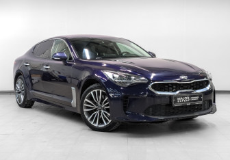 Подержанный автомобиль Kia Stinger 2019 года (3 фото)