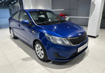 Подержанный автомобиль Kia Rio Sedan 2013 года (2 фото)